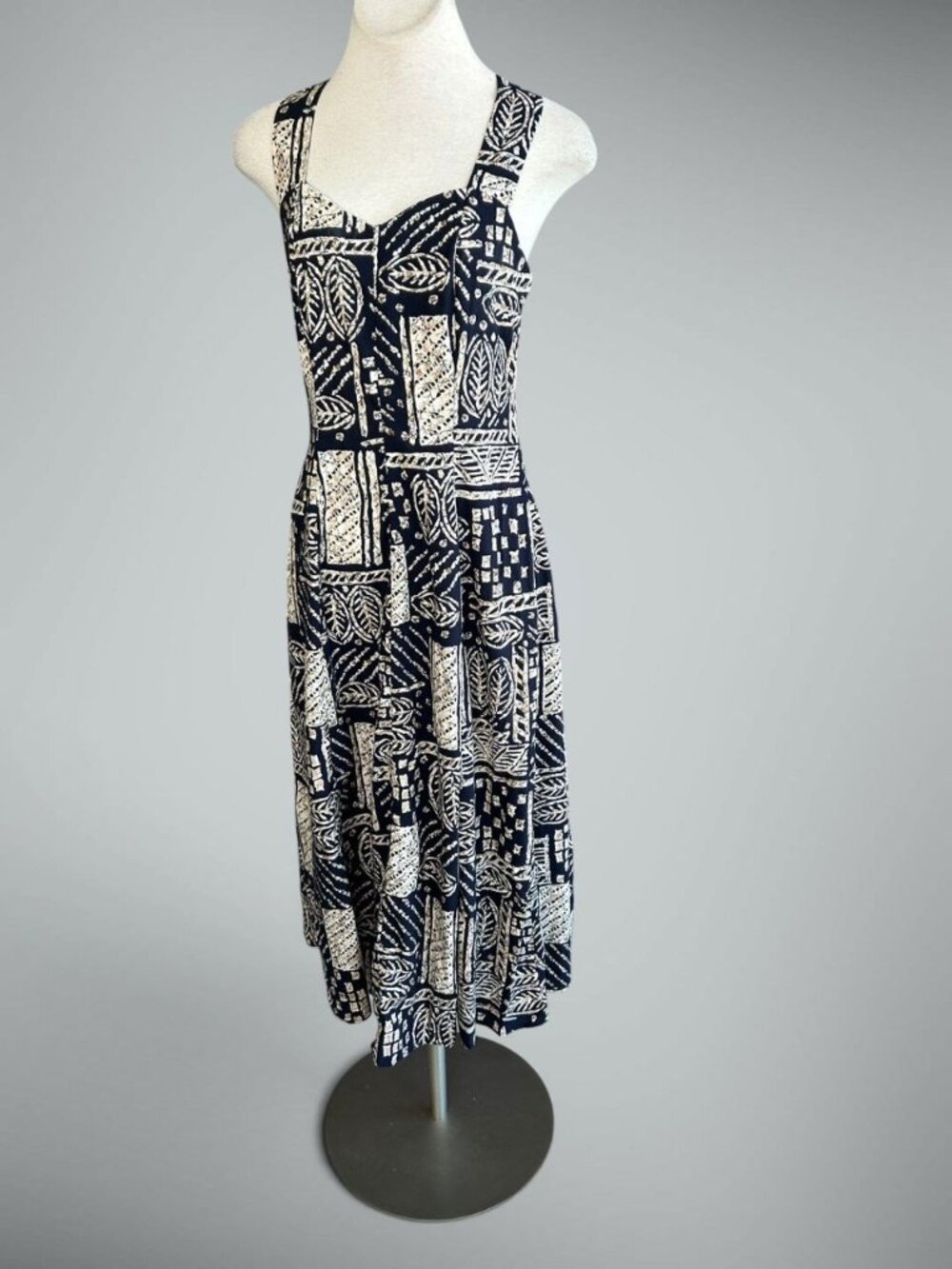Mixit Y2K Tribal Batik Print Cross Strap Rockabilly Summer Dress Style 9/10